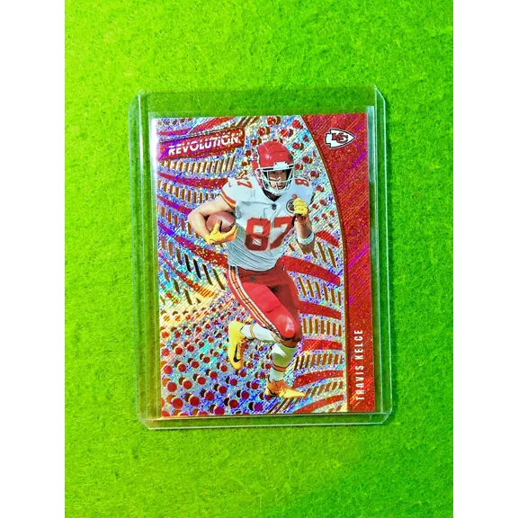 Travis Kelce SILVER PRIZM SP RAPTURE CARD KC CHIEFS 2021 Revolution TRAVIS KELCE