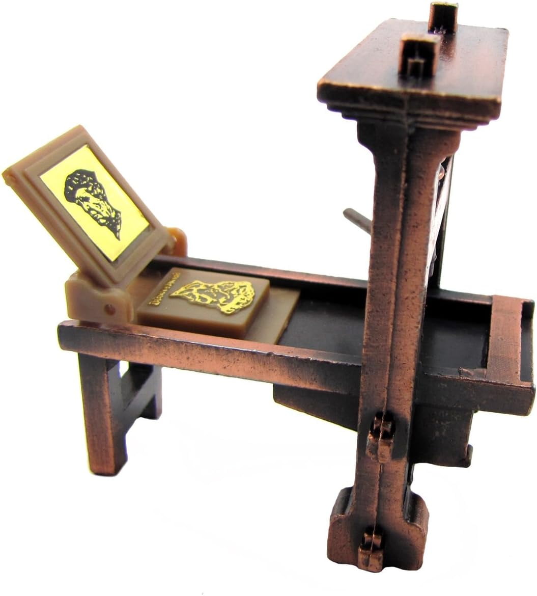Treasure 148 Scale Metal Printing Press Cast Diorama Accessory Desk
