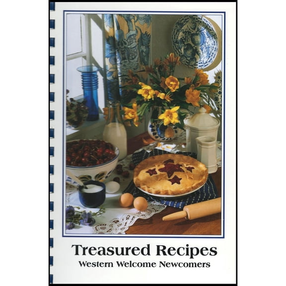 Treasured Recipes: Western Welcome Newcomers - Grant Pass, Oregon 2000 (Plastic-Comb) (Paperback)