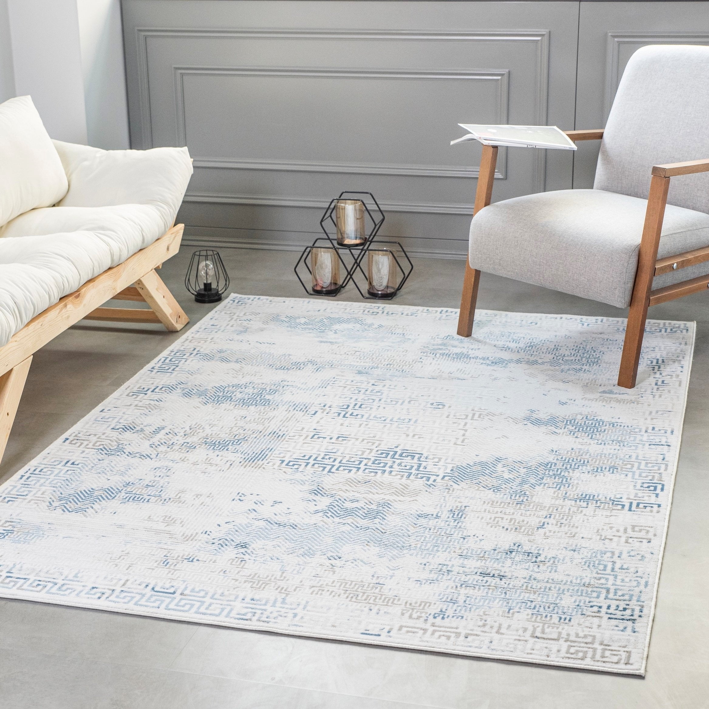 Trendy Collection Neutral Ivory, Tan, and Blue Greek Key Rug 2'7