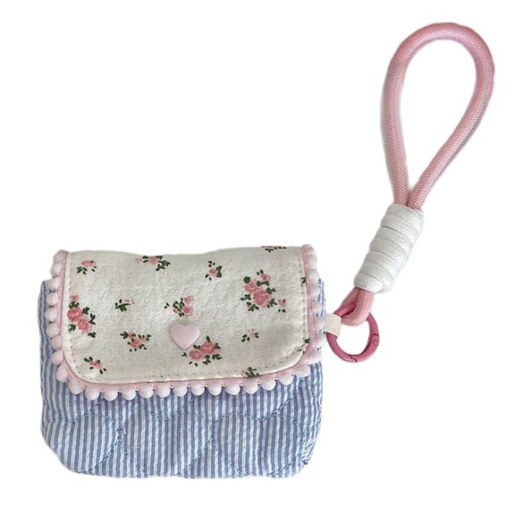 Trendy Cotton Floral Camera Bag Cash Purse Designed For Photography Enthusiasts