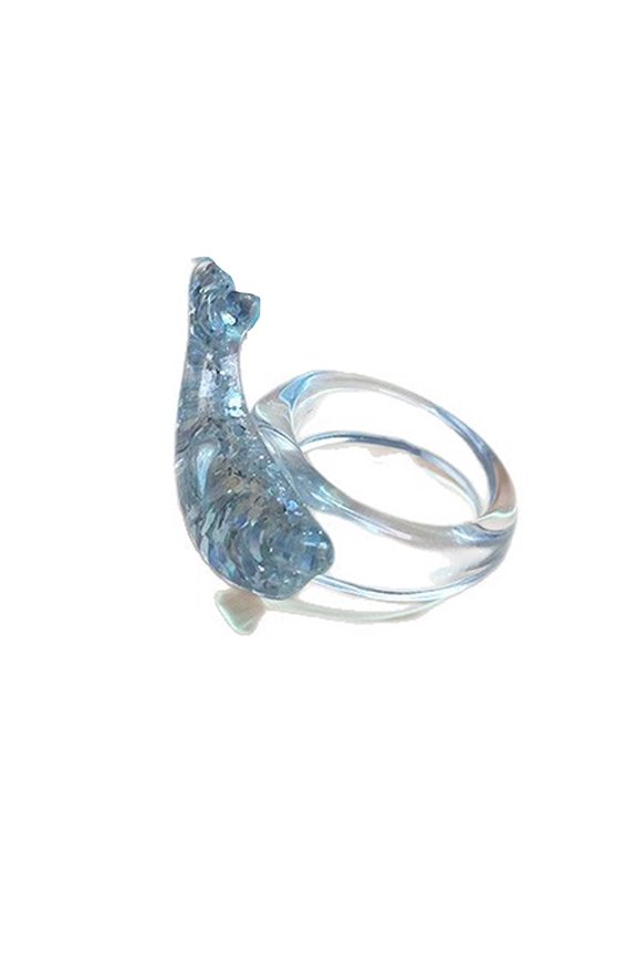 Trendy Dolphin-Shaped Glittering Rings, Ergonomic Resin Accessory for Fashion Gifts & Special Occasions