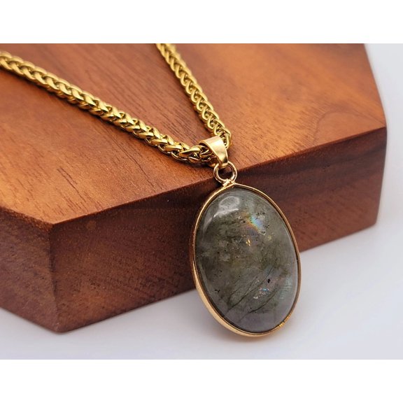 Trendy Labradorite Heart Choker Necklace Gold tone Gorgeous Choker