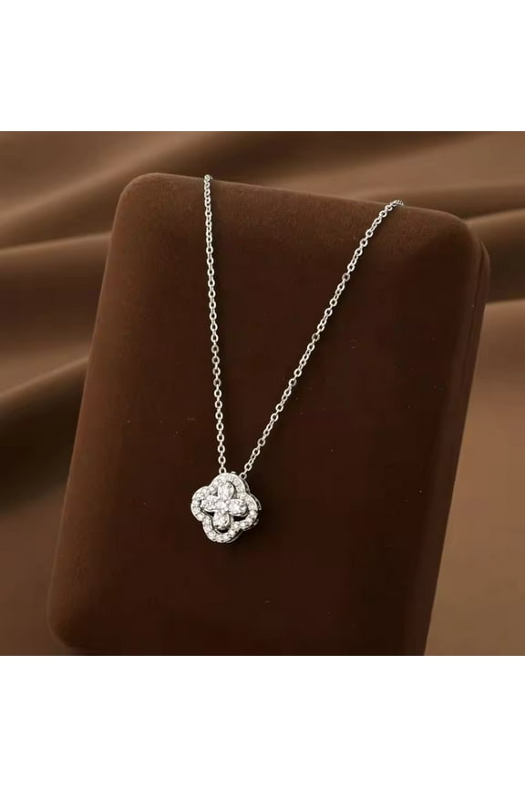 Trendy Silver Pendant Chain Necklace Clover Design Summer Style Statement Fashion Jewelry