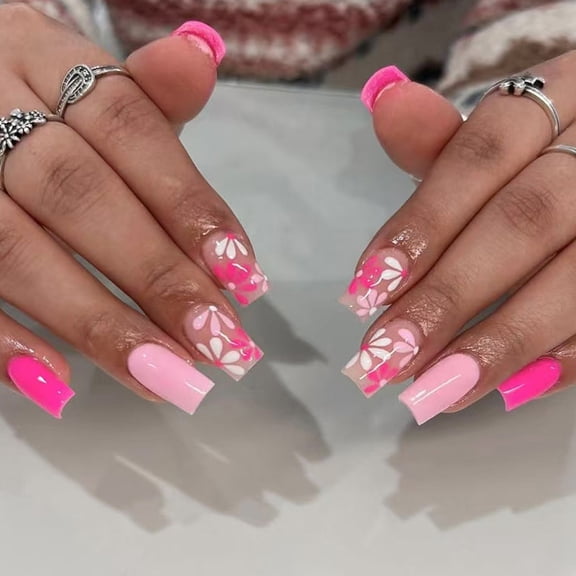 Trendys Purplee Flower Plastic French Tip Design Easy To Apply Water Resistant Artificial Nails For Day Wear