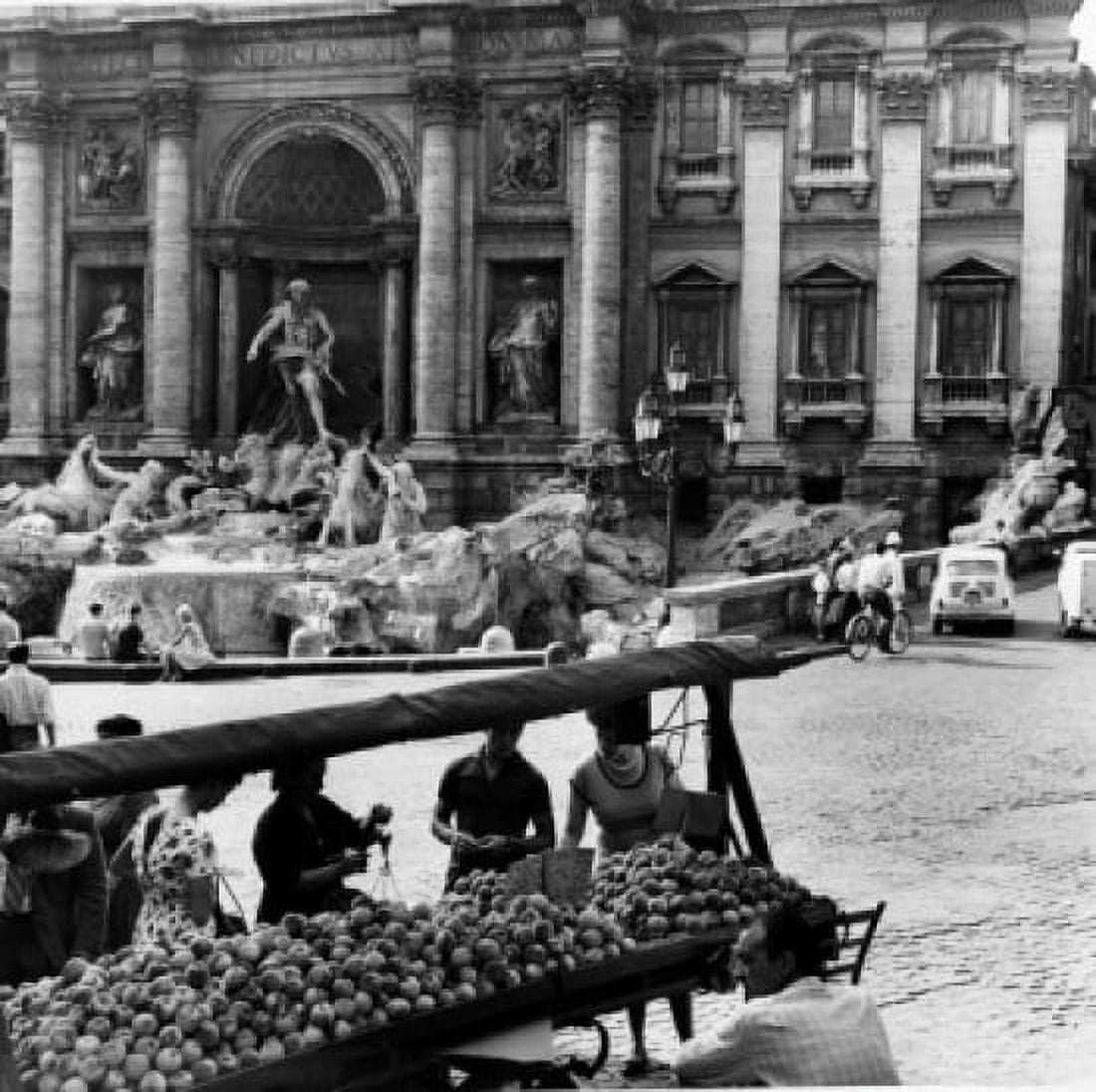Trevi Fountain Rome Italy Canvas Art - (24 x 36)
