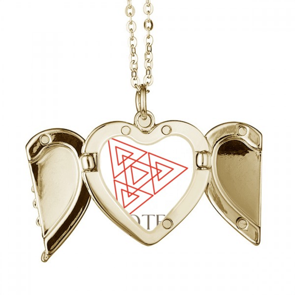 Triangular Totem Combination Folded Wings Peach Heart Pendant Necklace