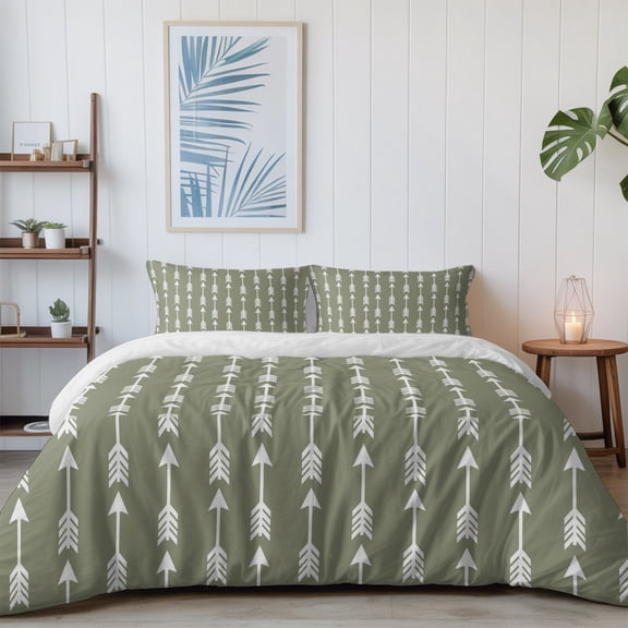 Tribal Style Arrows Feathers California King Size Bed Set,Solid Color Green Background Bedding for All Seasons,4 Pcs Bed Set with 1 Quiltcover (96"x104"),1 Sheet (110"x98"),2 Pillowcases (20"x36")