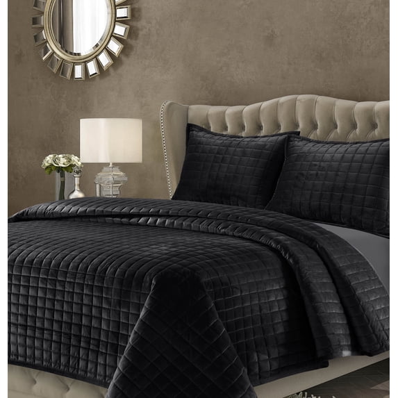 Tribeca Living Florence Velvet Oversized Solid Quilt Set King Black