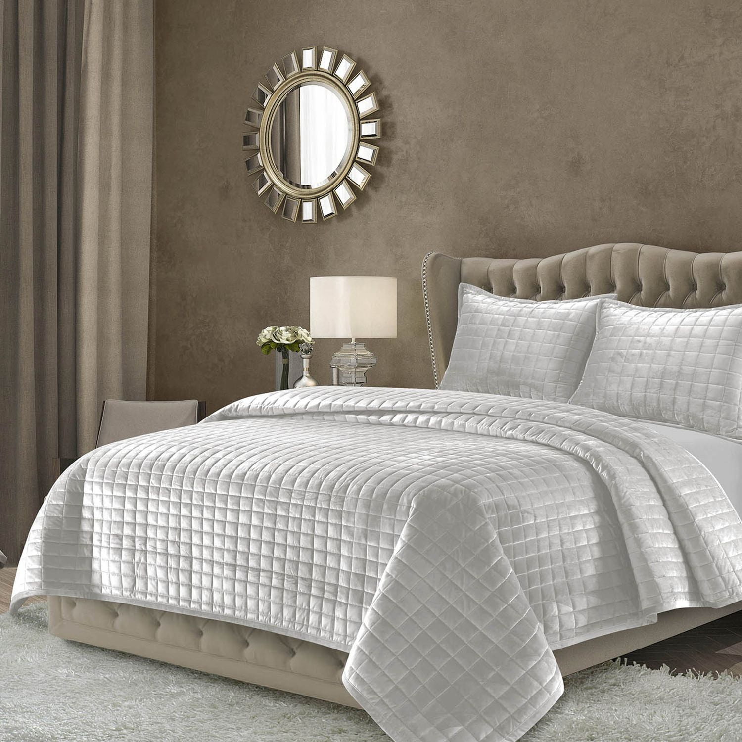 Burgundy Velvet Queen Reversible Quilt Set with Shams