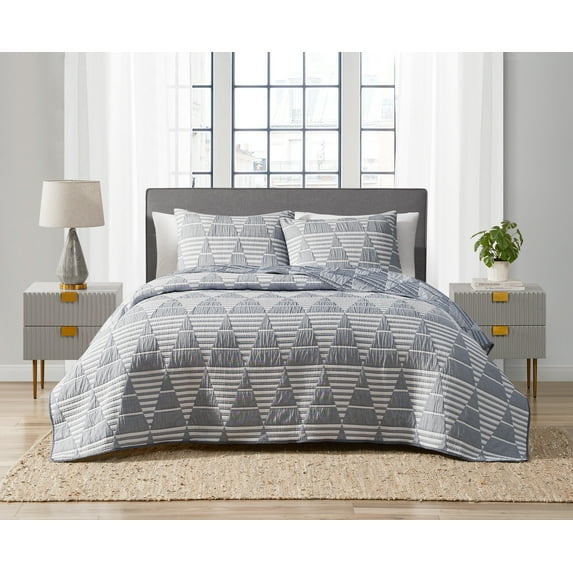 Trigon Denim Blue 3-Piece All-Season Soft Woven Matelasse Jacquard Reversible Cotton Blend Quilt Set - Full/Queen