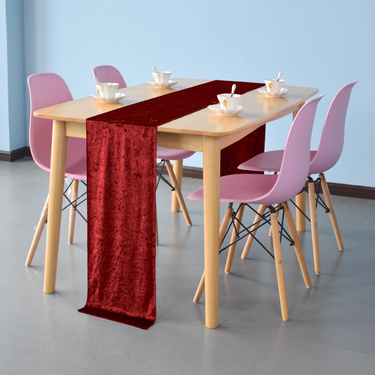 Trimming Shop 33x274CM Crushed Velvet Table Runner, Washable Soft