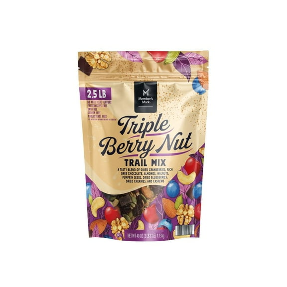Triple Berry Nut Trail Mix – 40 oz