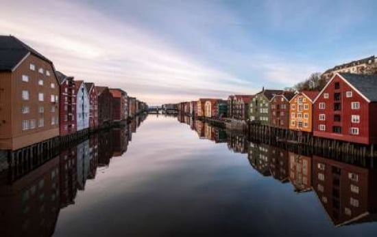 Trondheim Norway Canvas Art - Par Soderman (12 x 18)