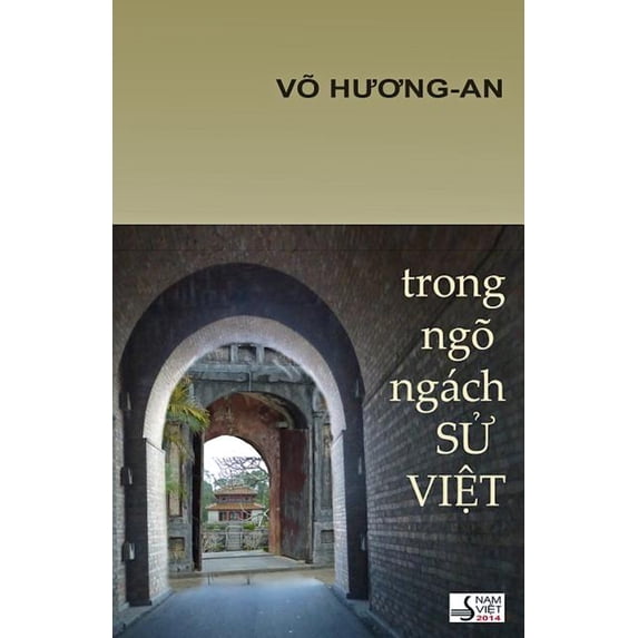 Trong Ngo Ngach Su Viet (Paperback)
