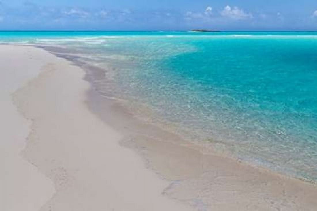 Tropical Beach I Canvas Art - Kathy Mahan (24 x 36)
