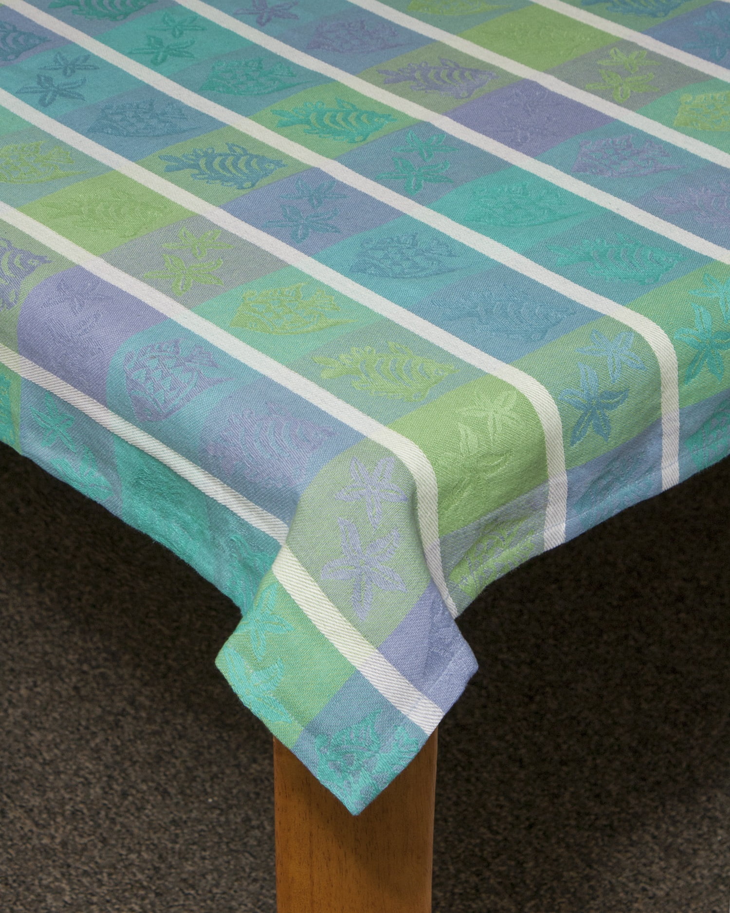 Tropical Fish 100% Cotton Tablecloth 70" Round