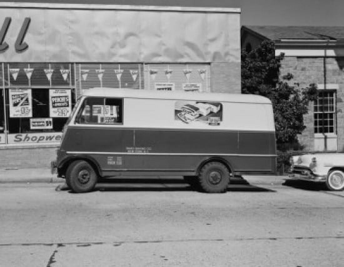 Truck in street Canvas Art - (18 x 24)