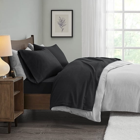 True North by Sleep Philosophy Polyester Solid Sheet Set with Black TN20-0462