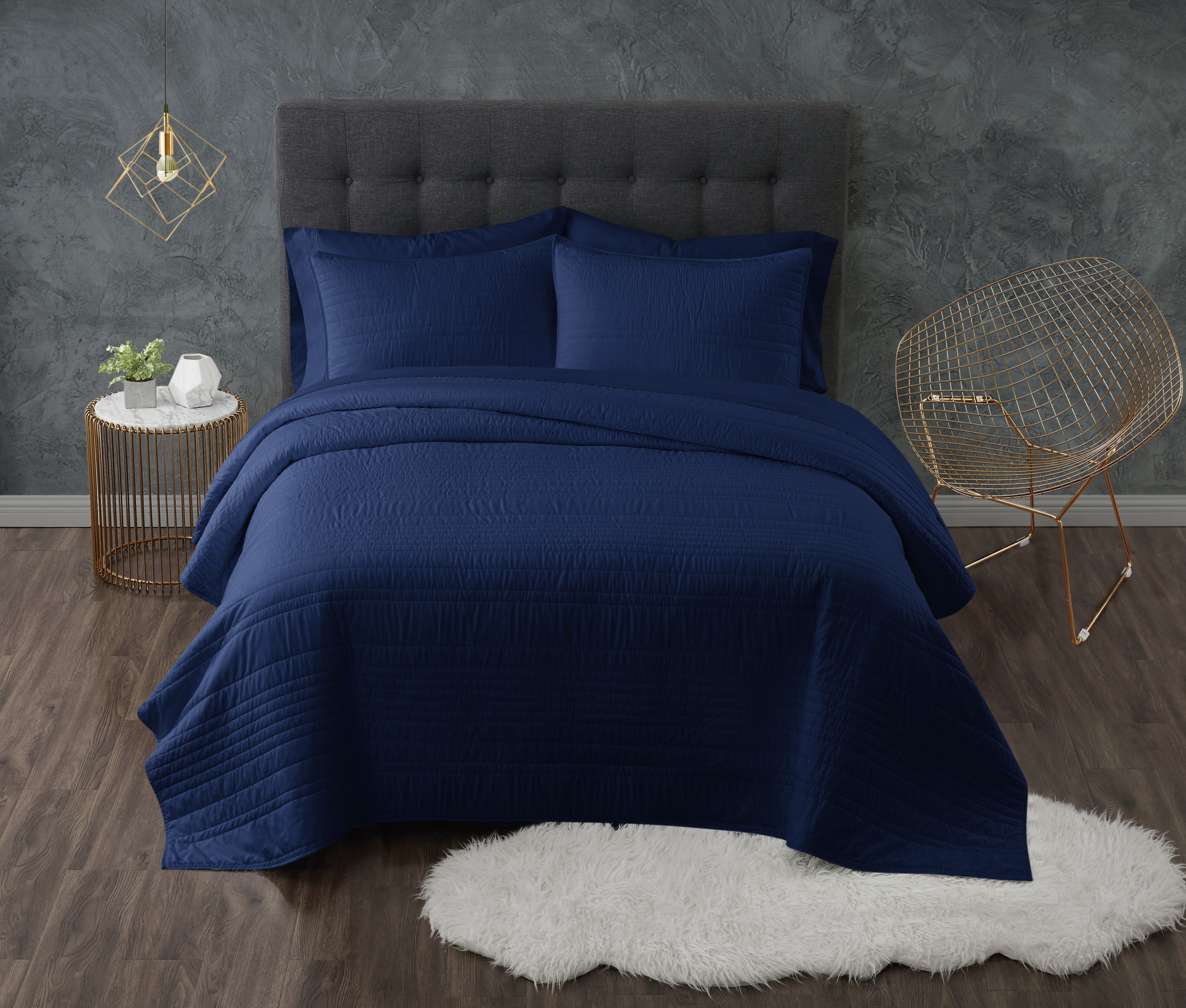 Truly Calm Antimicrobial 100% Microfiber Polyester Navy 3-Piece King Quilt Set, Solid Casual themed, Adult Bedding, OEKO-TEX Certified