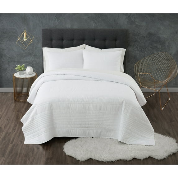 Truly Calm Antimicrobial 100% Microfiber Polyester White 3-Piece Full/Queen Quilt Set, Solid Casual themed, Adult Bedding, OEKO-TEX Certified