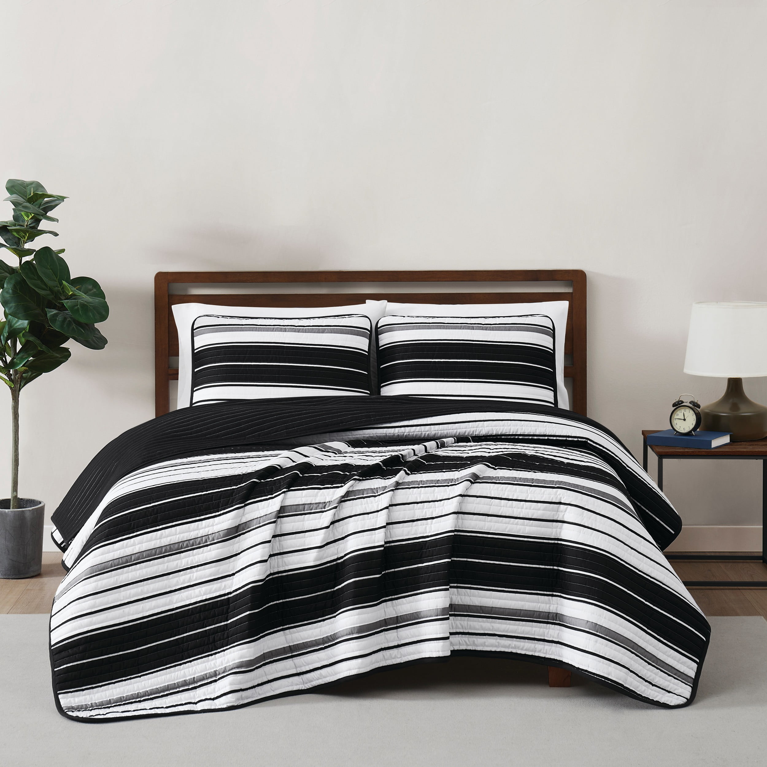 Black and White Striped Twin Microfiber Quilt Set