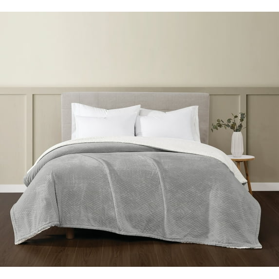 TRULY SOFT Basket Carved Faux Fur Grey Full/Queen Blanket, Textured Solid Color, Adult Bedding, Oeko-TEX Certified