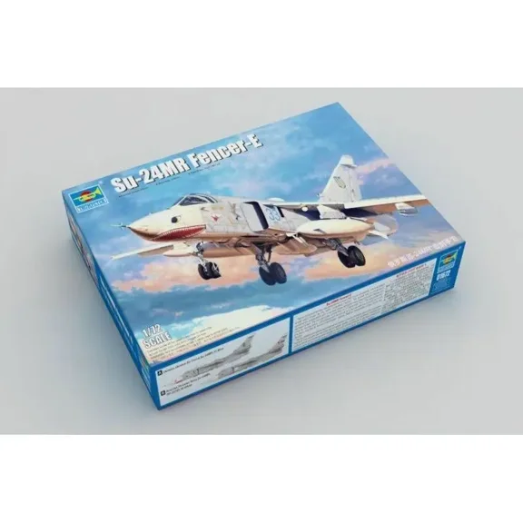 Trumpeter 01672 1/72 Su-24MR Fencer-E - Scale Model Kit