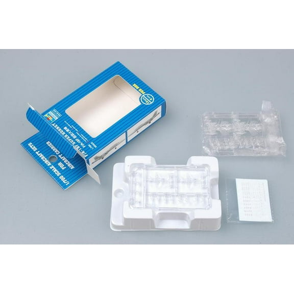 Trumpeter 03429 1:700 scale F/A-18F SUPER HORNET MODEL KIT