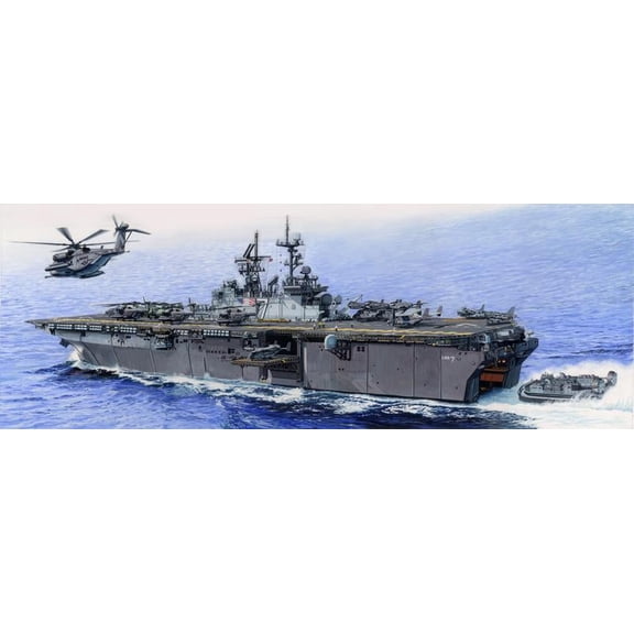 Trumpeter 05615 1/350 scale USS IWO JIMA LHD-7 plastic midel kit