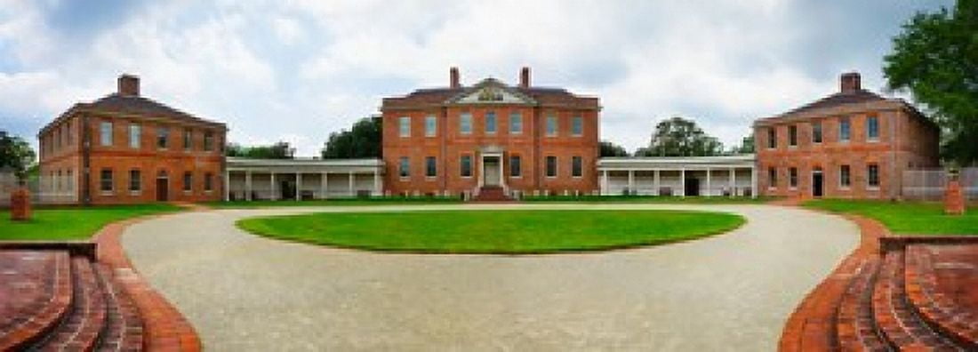 Tryon Palace in New Bern North Carolina USA Canvas Art - Panoramic Images (18 x 7)