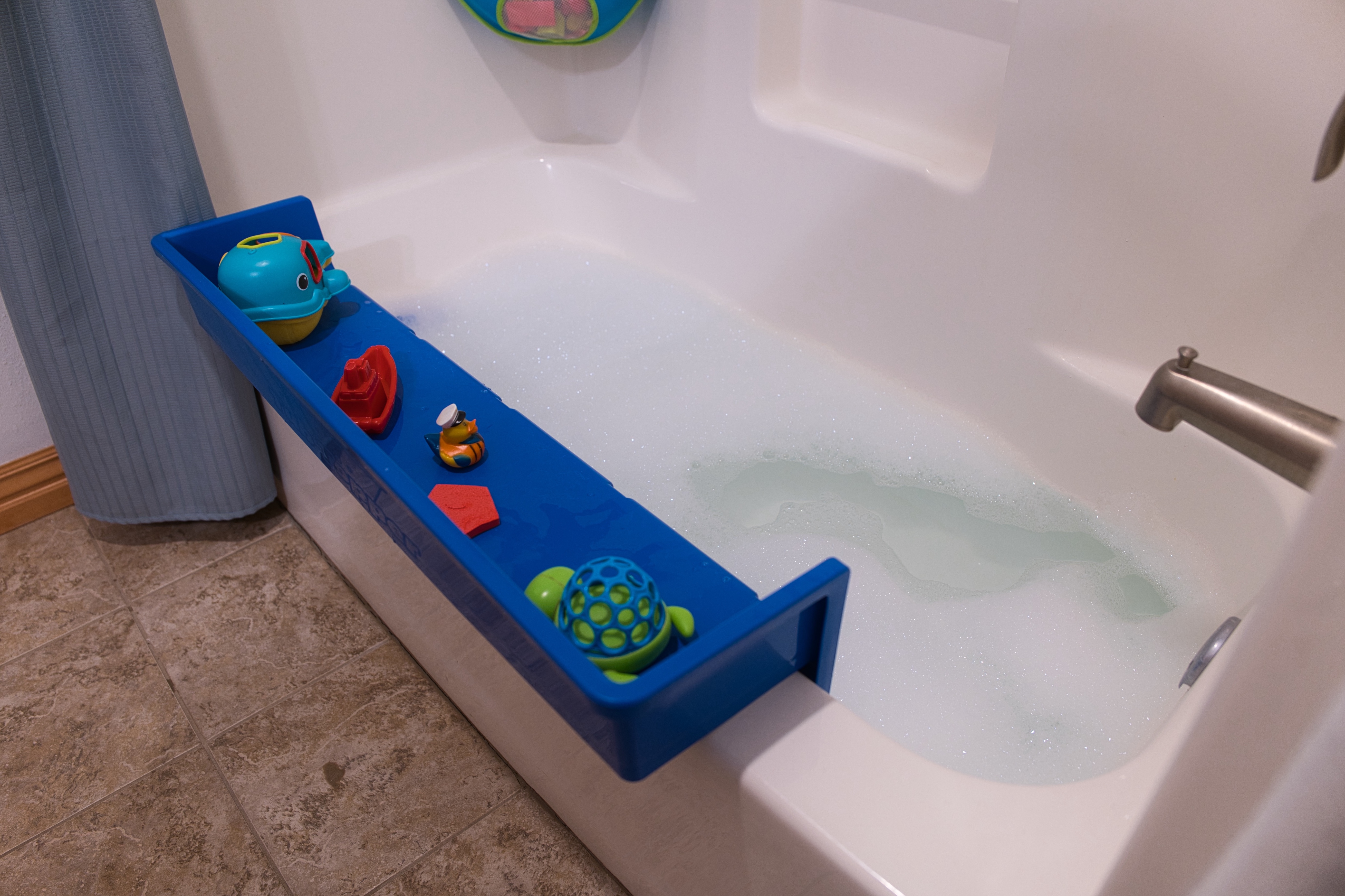 Tub Topper® The Bathtub Splash Guard Play Shelf Blue (Bathroom
