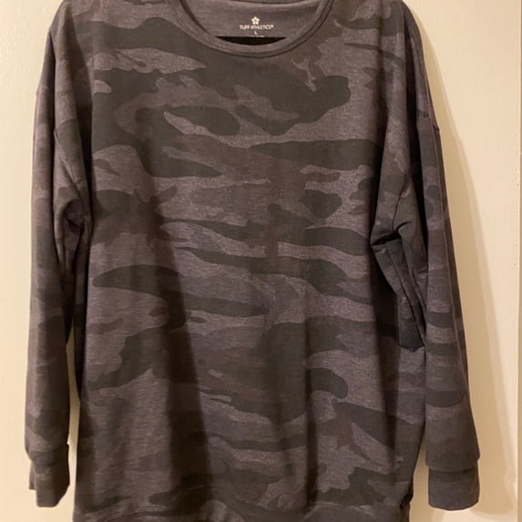 Tuff Athletics Womens Crewneck Sweatshirt,Camo,S