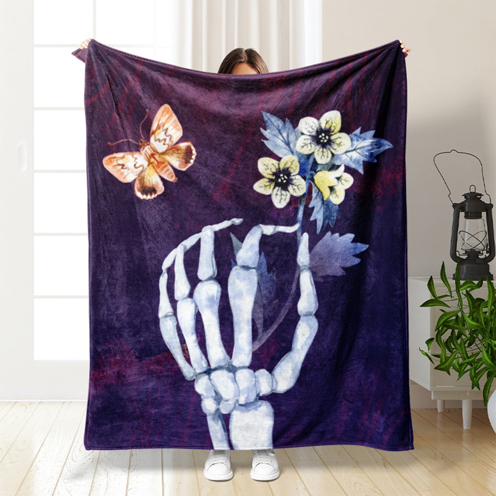 Tupukom Halloween Blanket Throw Blanket for Couch Halloween Themed Throw for Goth Room Decor, Black Horror Blanket, Soft Flannel for Couch, Bed, and Haunted Mansion Use