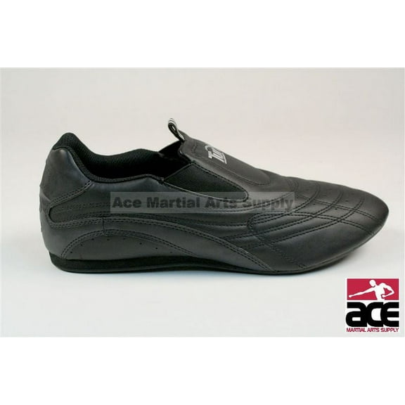 Turf Martial Arts Shoes, Black