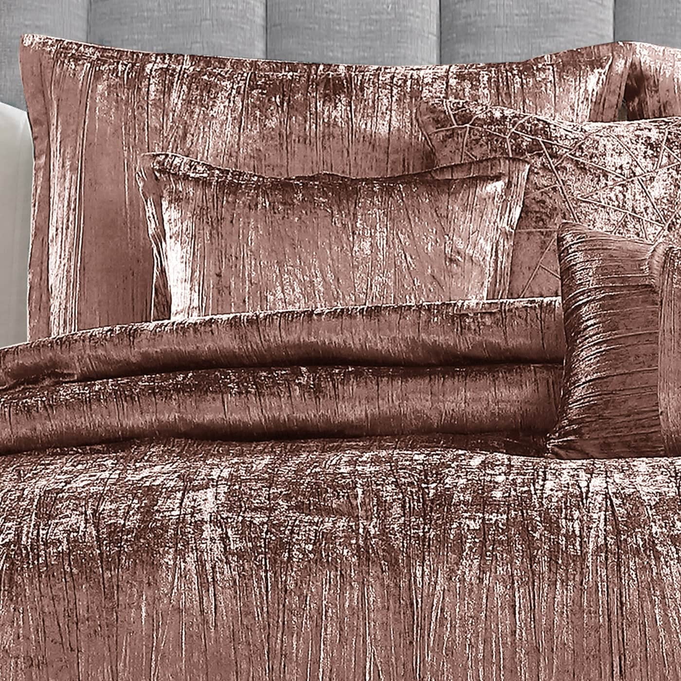 Blush Queen Crinkle Velvet 7-Piece Comforter Set