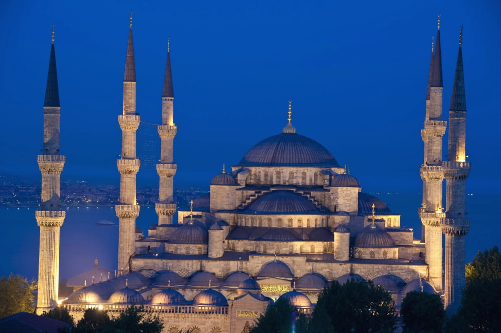 Turkey Sultanahmet or Blue mosque at dusk Istanbul Canvas Art - Ian Cumming Design Pics (19 x 12)