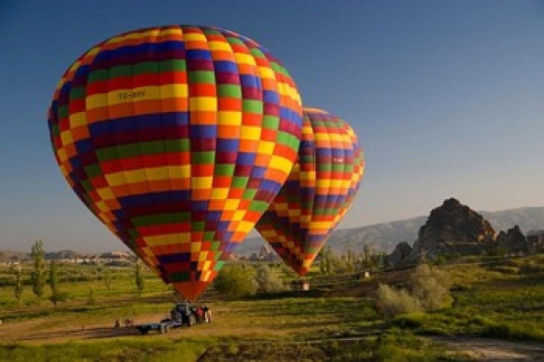 Turkey in Cappadocia and hot air ballooning Canvas Art - Darrell Gulin DanitaDelimont (36 x 24)