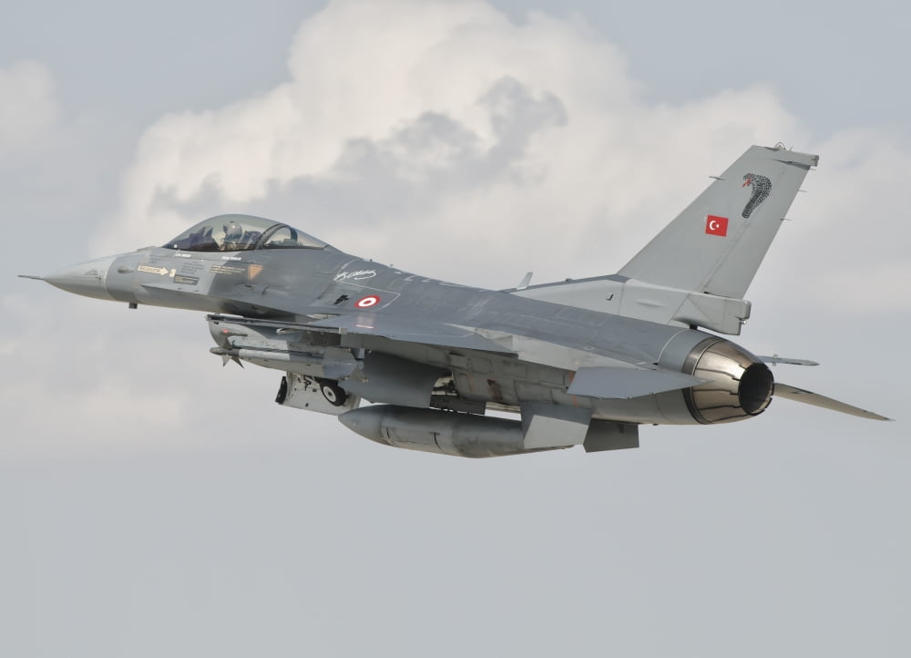 Turkish Air Force F-16 in flight over Turkey Canvas Art - Giovanni CollaStocktrek Images (17 x 12)