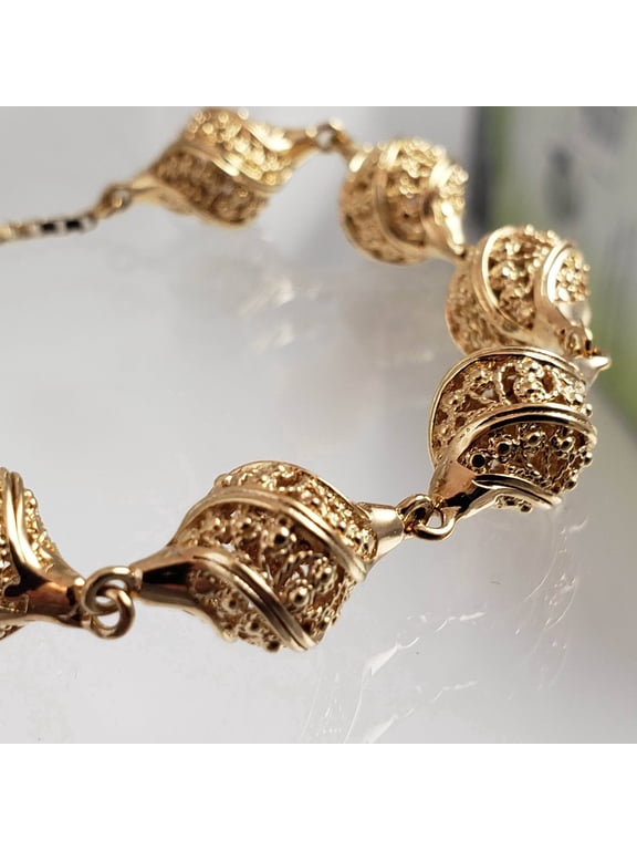 Dimensional Filigree Bolo Bracelet with Adjustable Slide Clasp in 18k Gold over Bronze