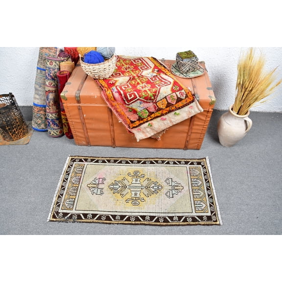 Turkish Rug, 1.7x3.4 ft Small Rug, Vintage Rug, Antique Rug, Rugs For Bedroom, Yellow Kitchen Rugs, Anatolian Rug, Small Wool Rug, 13184