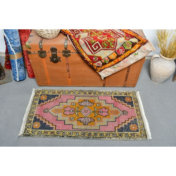 Turkish Rug, Small Rugs, Vintage Rug, Antique Rugs, Rugs For Bathroom, 1.7x3.3 ft Pink Rug, Anatolian Rugs, Modern Door Mat, Wool Rug, 13359