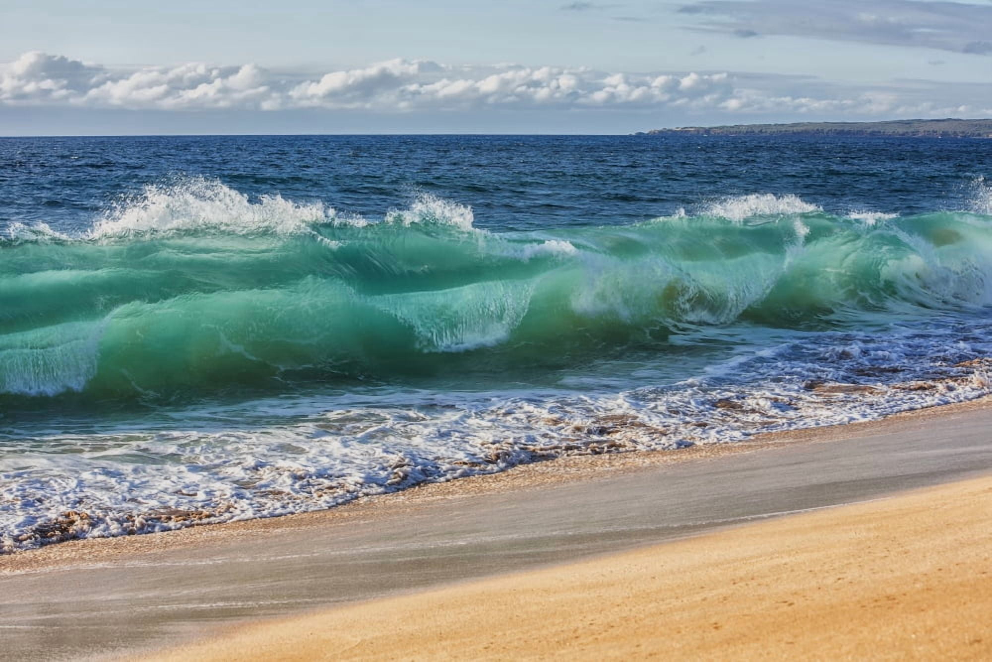 Turquoise ocean water in a curled wave along the beach Hawaii United States of America Canvas Art - Scott Mead Design Pics (19 x 12)