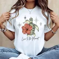 thumbnail image 1 of Turtle And Flower Live In The Moment Print T Shirt Women Casual Short Sleeve Top Summer Beach Style Fashion Tees, 1 of 4