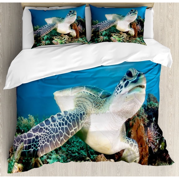 Turtle Duvet Cover Set, Photo of Green Turtle and Lion Fish on Tropical Coral Reef Chelonia Snorkeling, Decorative 3 Piece Bedding Set with 2 Pillow Shams, Queen Size, Blue Green White, by Ambesonne