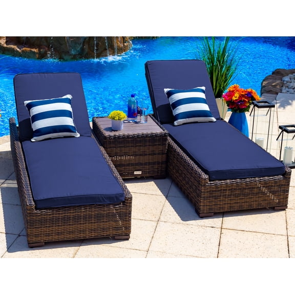 Tuscany 3-Piece Resin Wicker Outdoor Patio Furniture Chaise Lounge Set with Two Chaise Lounge Chairs and Side Table (Half-Round Brown Wicker, Sunbrella Canvas Navy)