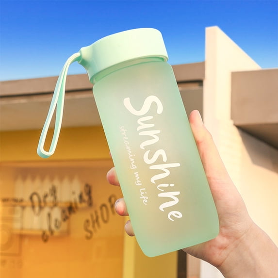 Tuvgenk Plastic Water Bottles with Handle 20 Oz Gym Water Bottle Flask Green Reusable Portable Leak Proof for Office Home Travel