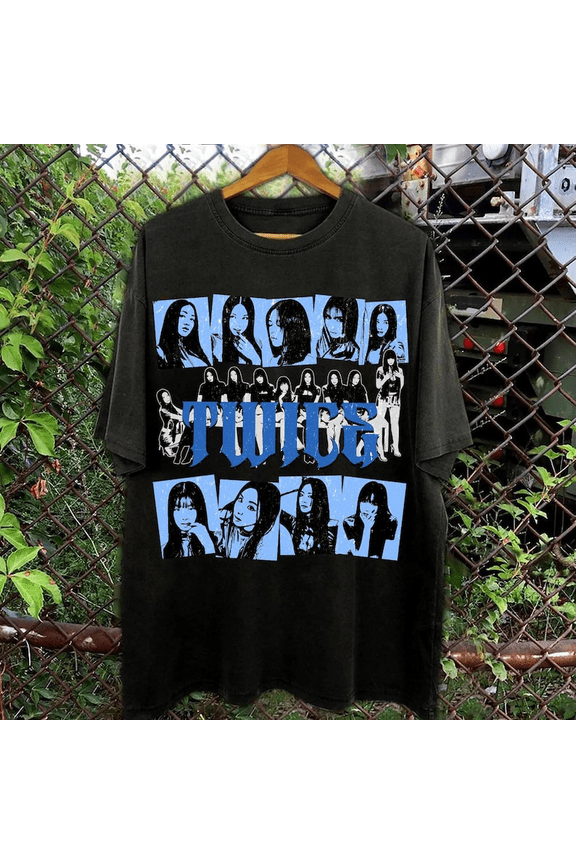 Twice 2026 World Tour in US T-Shirt, TEN The Story Goes On Retro Graphic Tee, WE04