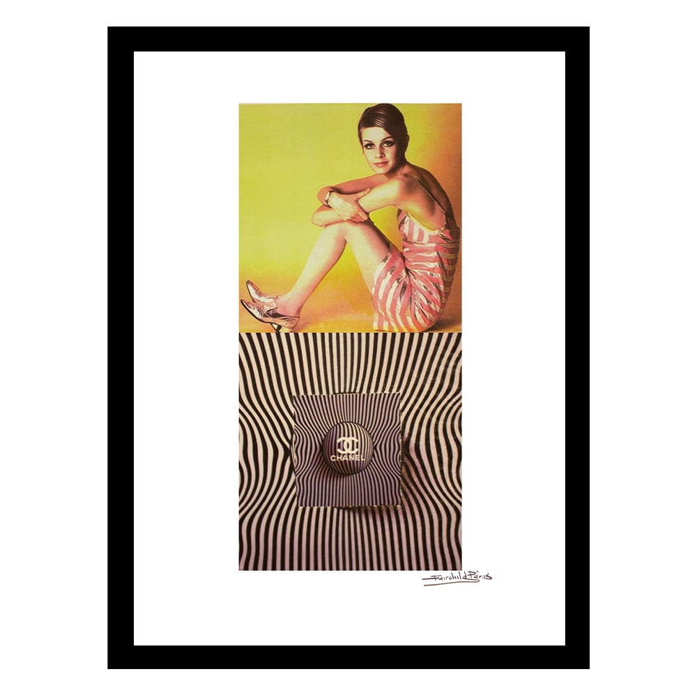 Twiggy Designer Fashion Framed Print