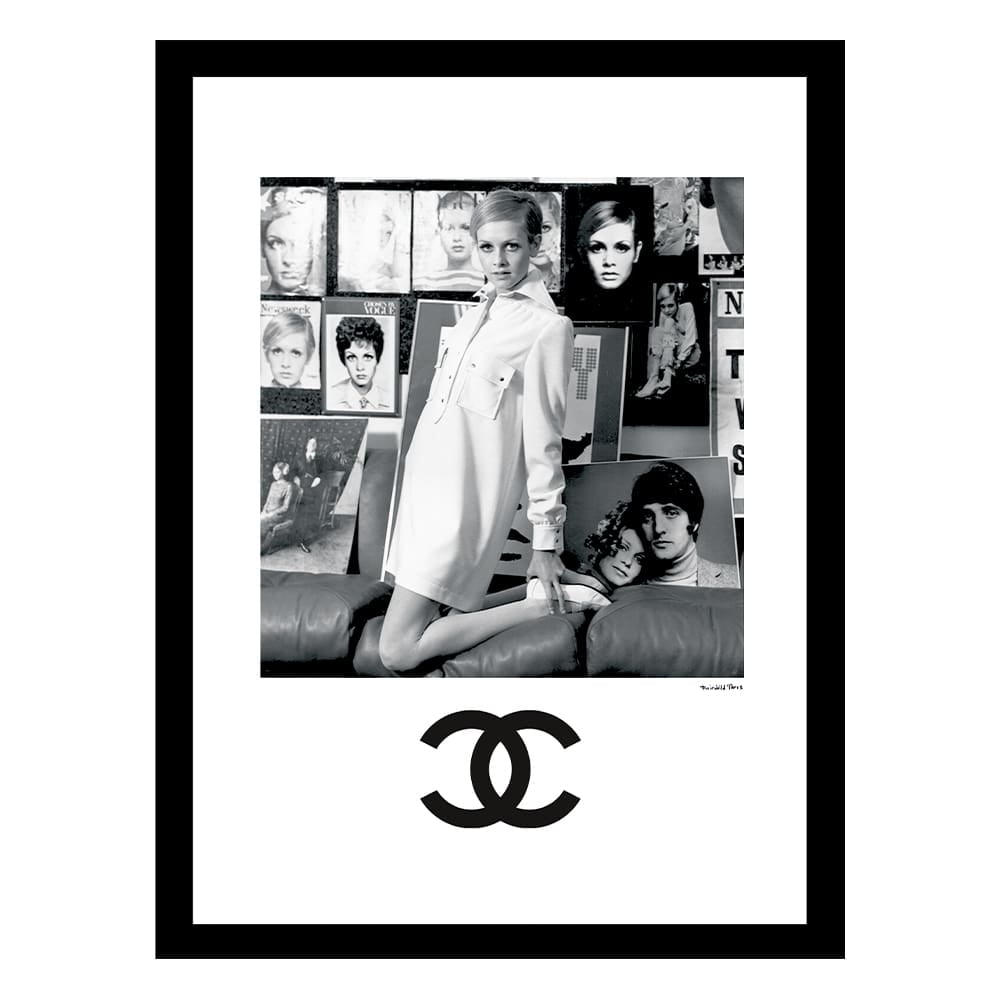 Twiggy Designer Fashion Framed Print